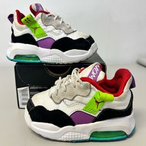 Air Jordan MA2 (TD) 'White/Red/Black' - Size 5C